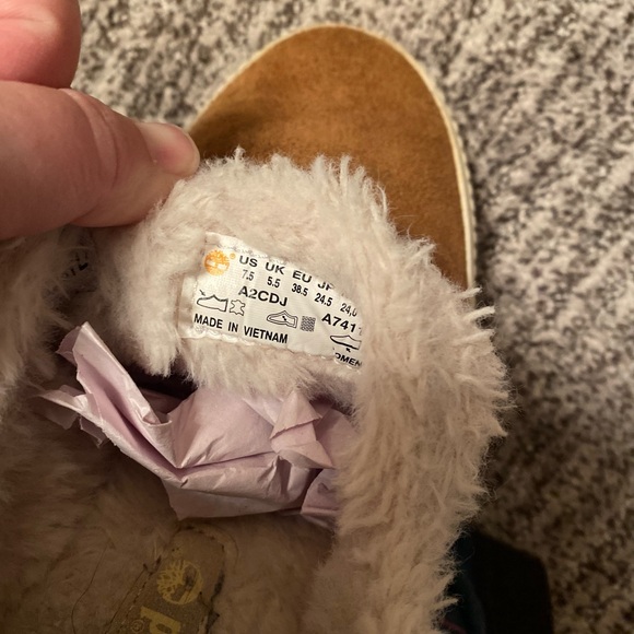 Timberland slip on winter shoes 7.5 - Picture 5 of 5